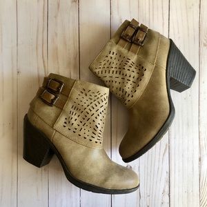 EuroSoft by Softt Ankle Boots